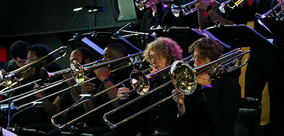 Swingin' Axes